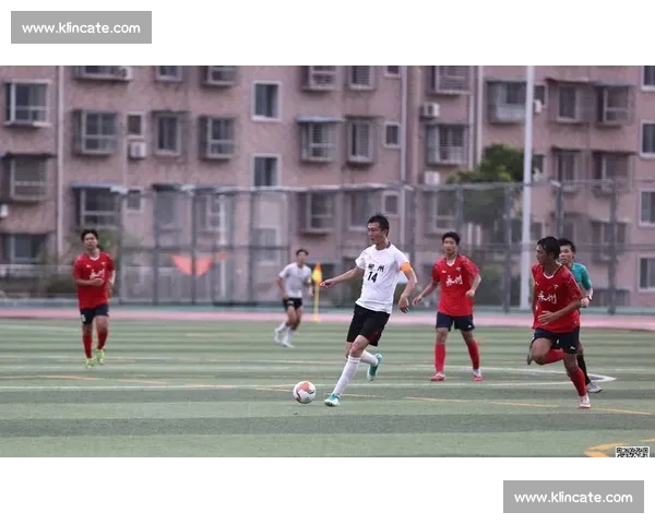 燃爆湘超！永州队踢爆比赛用球，41 大胜脱 “平王” 帽